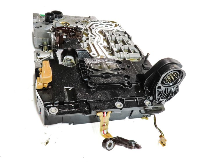 Thumbnail 7: 13-19 BMW 550i 650i 750i (F01 F02 F10) 8HP70 TRANSMISSION VALVE BODY MECHATRONIC