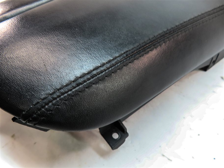 Thumbnail 9: 2009-2015 BMW 7 SERIES (F01 F02 F04) FRONT CENTER CONSOLE ARM REST LID (Black)