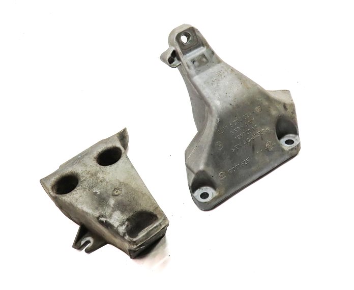 Thumbnail 3: 2014 BMW X3 (F25) 2.0L (N20) ENGINE MOTOR SUPPORT MOUNT BRACKET SET/2