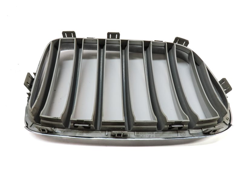 Thumbnail 6: 2013-2017 BMW X3 (F25) FRONT LEFT & RIGHT HOOD VENT TRIM GRILLE SET/2