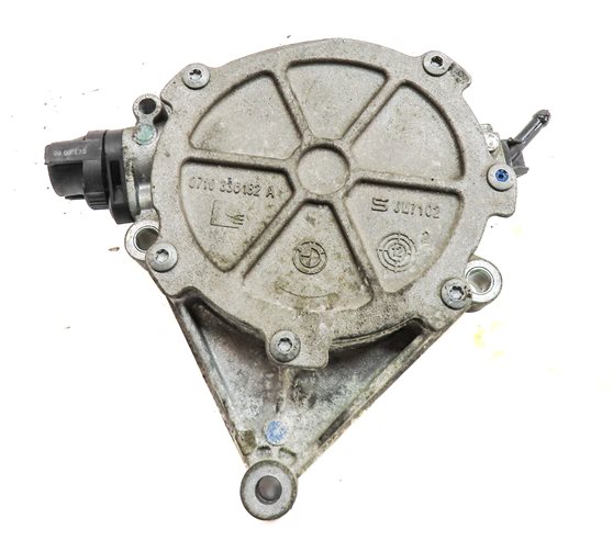 Thumbnail 4: 12-14 BMW 328i 528i X1 X3 Z4 (F30 F10 E84 F25 E89) 2.0L TURBO BRAKE VACUUM PUMP