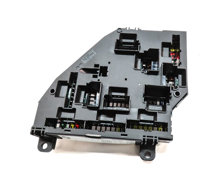 Thumbnail 4: 2013-2014 BMW X3 (F25) REAR TRUNK FUSE BOX POWER JUNCTION RELAY BOX