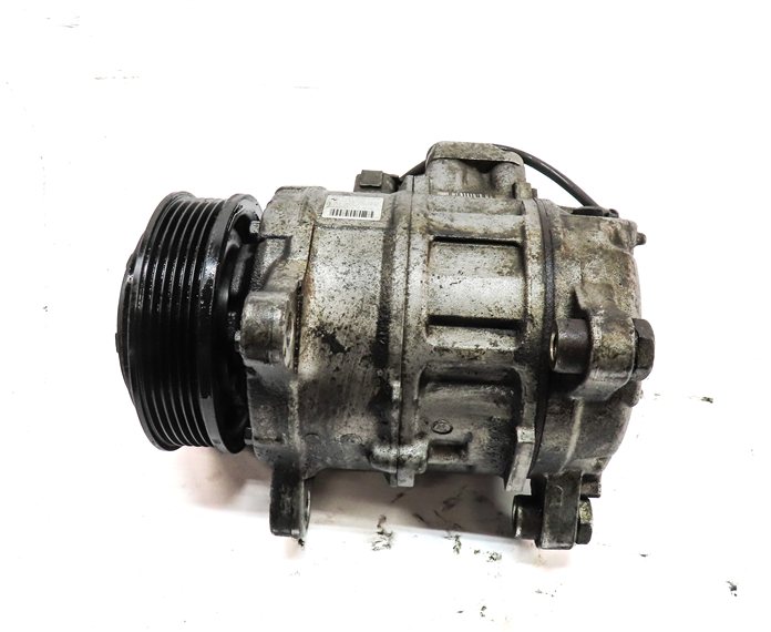 Thumbnail 5: 2013-2018 BMW X3 X4 (F25 F26) 28dX / 28iX - 2.0L ENGINE A/C COMPRESSOR PUMP