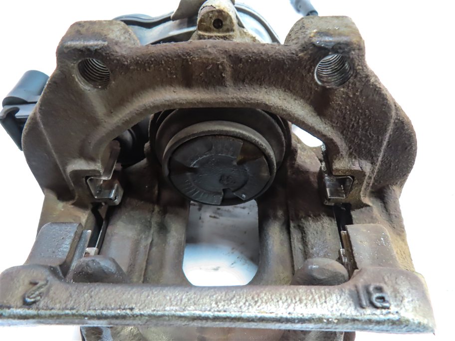 Thumbnail 7: 2011-2018 BMW X3 X4 (F25 F26) REAR LEFT DRIVER DISC BRAKE CALIPER w/ ACTUATOR