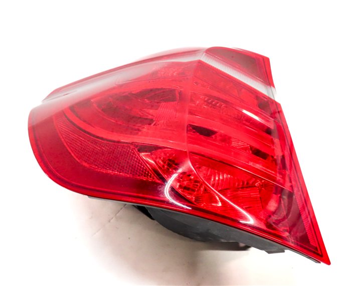 Thumbnail 4: 11-17 BMW X3 (F25) LEFT DRIVER REAR OUTER TAILLIGHT BRAKE LIGHT LAMP (OPT. 522)