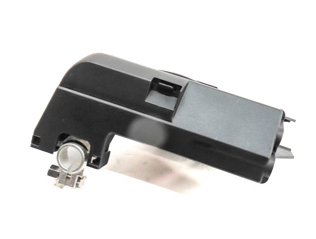 Thumbnail 1: 2017 AUDI A4 (B9 8W) 2.0L (CYMC) ENGINE BATTERY TERMINAL MODULE