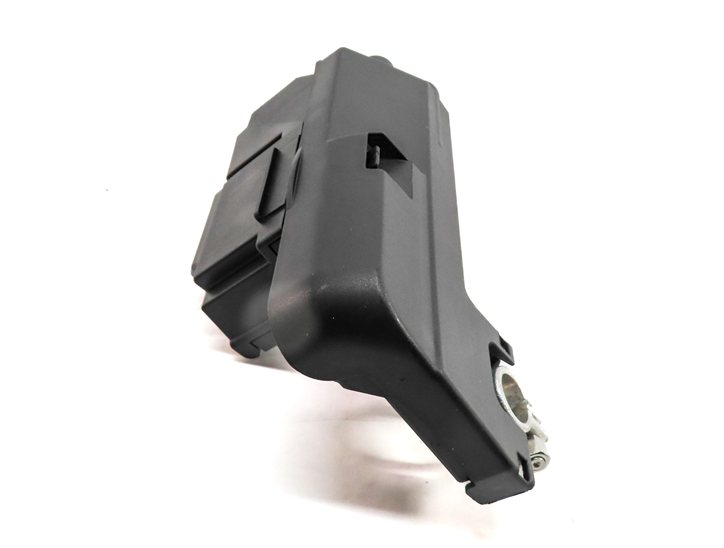 Thumbnail 5: 2017 AUDI A4 (B9 8W) 2.0L (CYMC) ENGINE BATTERY TERMINAL MODULE