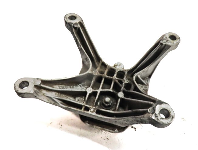 2017 AUDI A4 (B9 8W) AUTOMATIC TRANSMISSION SUPPORT MOUNT