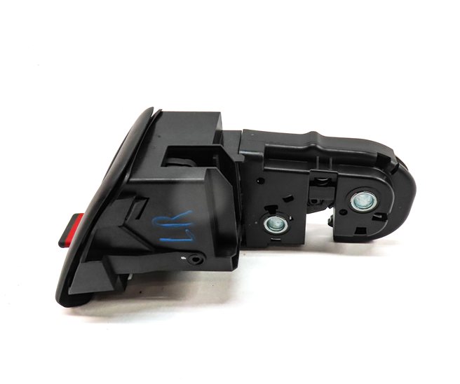 Thumbnail 4: 2017 AUDI A4 (B9 8W) REAR LEFT FOLDING SEAT BACK RELEASE LOCK LATCH HANDLE