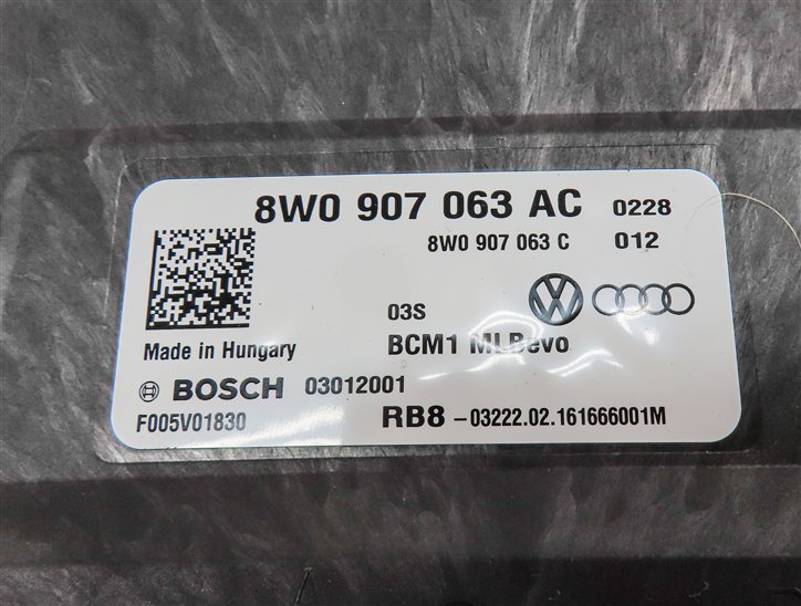 Thumbnail 14: 2017 AUDI A4 (B9 8W) 2.0L CYMC TURBO ENGINE ECM BCM IMMOBILIZER MODULE KEY SET/6