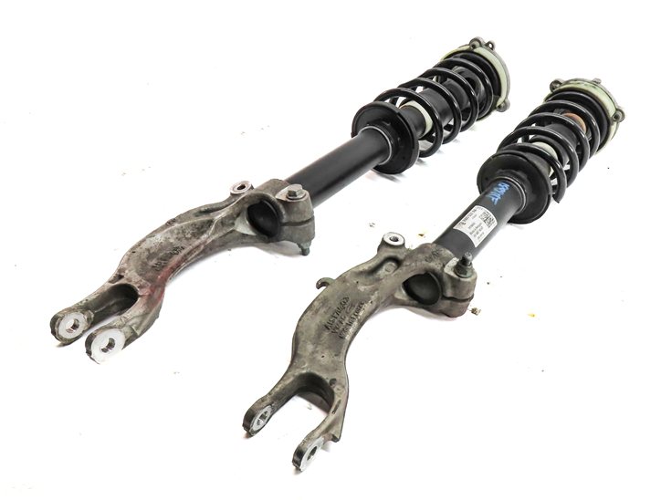 2017-2019 AUDI A4 (B9 8W) FRONT LEFT & RIGHT STANDARD SUSPENSION SHOCK STRUT SET