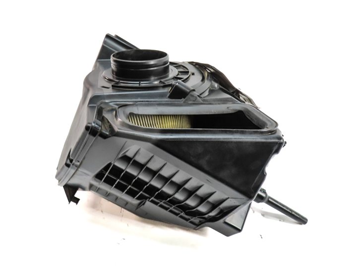 Thumbnail 3: 2017-2019 AUDI A4 A5 (B9 8W 8W6) 2.0L CYMC TURBO ENGINE AIR INTAKE FILTER BOX