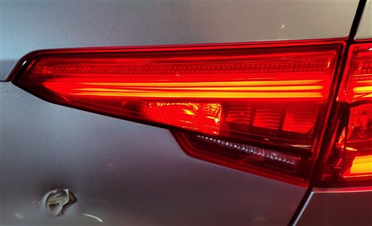 Thumbnail 2: 17-19 AUDI A4 (B9 8W) REAR RIGHT PASSENGER INNER TRUNK TAILLIGHT LIGHT LAMP LED