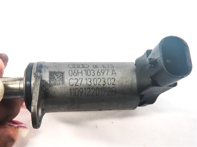 Thumbnail 6: 2012 AUDI A4 (B8 8K) 2.0L CAEB ENGINE CAM SHAFT CAMSHAFT ADJUSTER SOLENOID SET/8