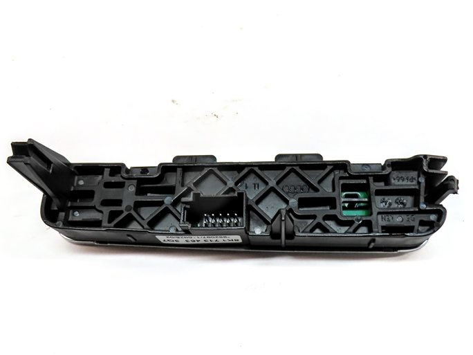 Thumbnail 6: 2012 AUDI A4 (B8 8K) 2.0L AUTOMATIC TRANSMISSION GEAR SHIFT SHIFTER INDICATOR