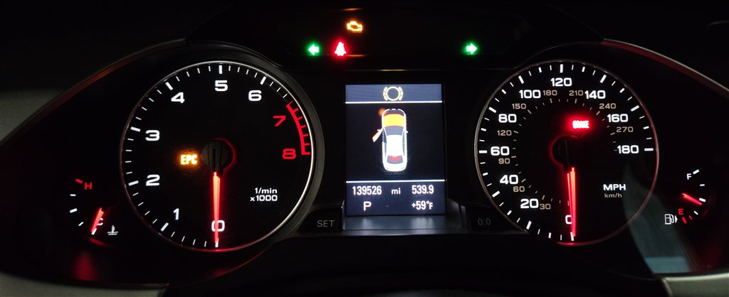 Thumbnail 2: 2012 AUDI A4 A5 (B8 8K 8T) 2.0L ECM BCM GATEWAY IMMOBILIZER MODULE KEY SET/9