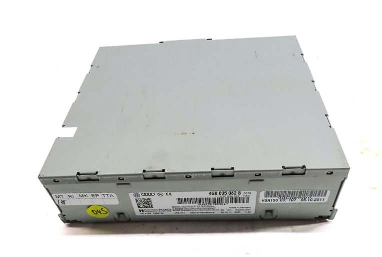 Thumbnail 4: 2012 AUDI A4 (B8 8K) RADIO STEREO RECEIVER CONTROL MODULE UNIT