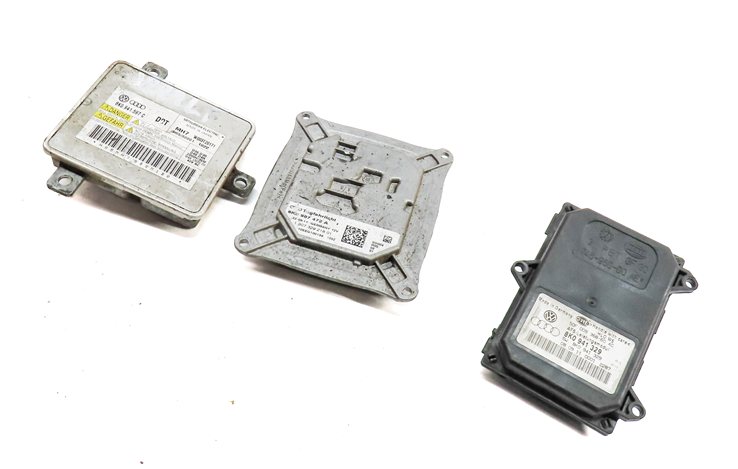 2012 AUDI A4 (B8 8K) FRONT LEFT HEADLIGHT HEAD LIGHT LAMP CONTROL MODULE SET/3