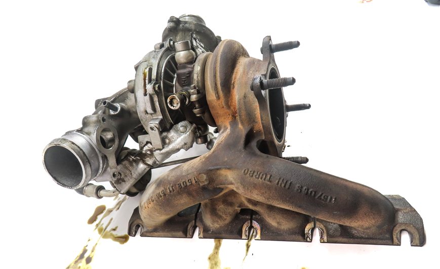 Thumbnail 4: 2009-2012 AUDI A4 A5 Q5 (B8 8K 8T 8R) 2.0T TURBO ENGINE TURBOCHARGER w/ MANIFOLD