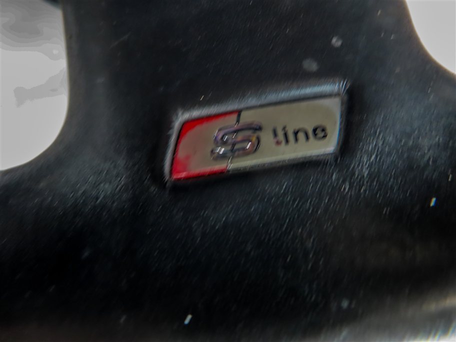 Thumbnail 7: 09-12 AUDI A4 S4 (B8 8K) 3 SPOKE STEERING WHEEL w/ S4 EMBLEM SWITCHES & PADDLES