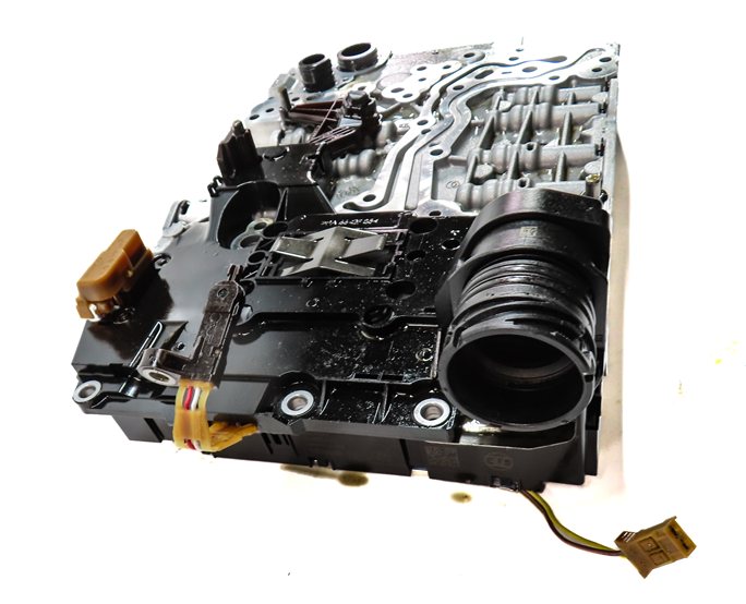 Thumbnail 4: 14-16 BMW 2 3 4 5 (F22 F30 F32 F10) 2.0L RWD 8HP-45 AUTO TRANSMISSION VALVE BODY