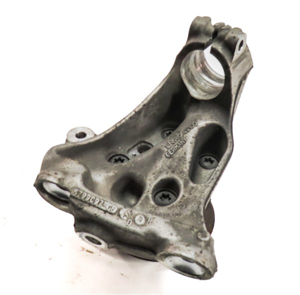 2014-2020 BMW 428i 430i 435i 440i (F32 F33 F36) RWD LEFT FRONT SPINDLE KNUCKLE