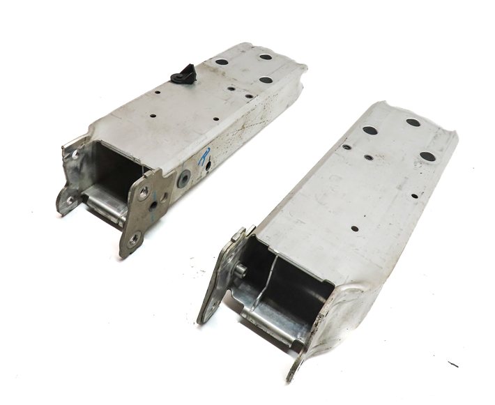 12-21 BMW 2 3 4 SERIES (F22 F30 F32) FRONT BUMPER REINFORCEMENT BRACKET SET/2