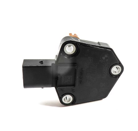 Thumbnail 4: 2016 BMW 428I CONVERTIBLE (F33) 2.0L (N26) ENGINE MOTOR OIL FLUID LEVEL SENSOR