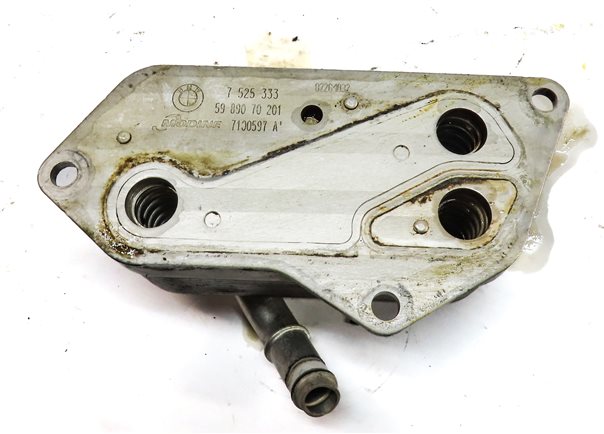Thumbnail 5: 2015 BMW 535i (F10) 3.0T 3.0L N55 TURBO ENGINE MOTOR OIL COOLER FILTER HOUSING