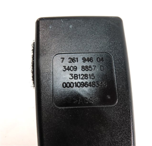 Thumbnail 6: 12-19 BMW 4 6 SERIES M4 M6 F06 F12 F13 F32 RIGHT FRONT SEATBELT RECEIVER (Black)
