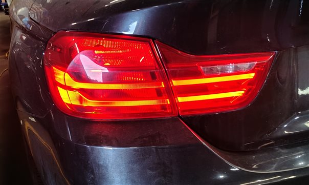 Thumbnail 2: 14-17 BMW 4-SERIES M4 (F32 F33 F36 F82) REAR LEFT OUTER TAILLIGHT BRAKE LIGHT