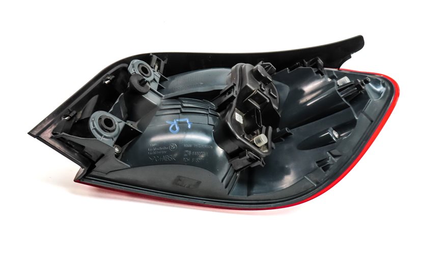 Thumbnail 6: 14-17 BMW 4-SERIES M4 (F32 F33 F36 F82) REAR LEFT OUTER TAILLIGHT BRAKE LIGHT