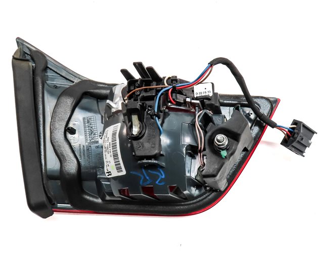 Thumbnail 5: 14-17 BMW 428i 430i 435i 440i M4 (F32 F33 F36) RIGHT INNER TAILLIGHT LIGHT LAMP