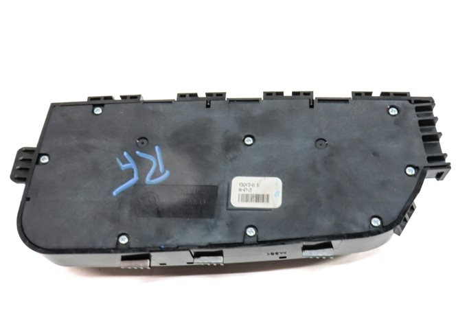 Thumbnail 4: 16 BMW 428I CONVERTIBLE (F33) FRONT RIGHT SEAT POSITION ADJUST SWITCH w/LUMBAR