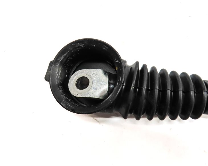 Thumbnail 6: 2013 BMW M6 (F13) 4.4L (S63) ENGINE POSITIVE BATTERY TERMINAL WIRE CABLE