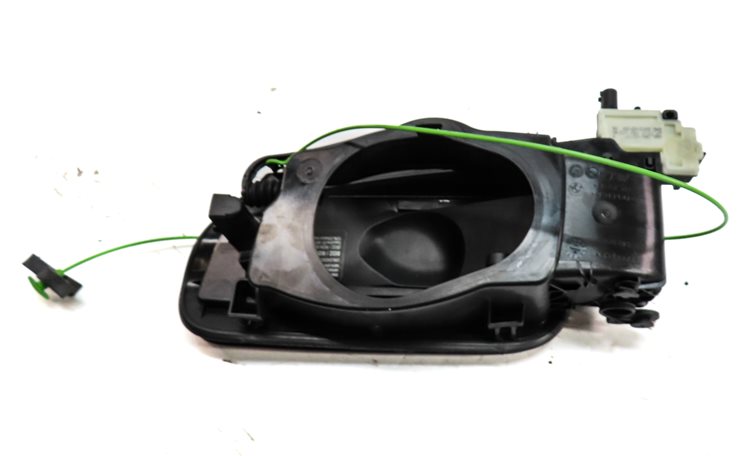 Thumbnail 8: 12-18 BMW 640i 650i M6 F12 F06 COUPE CONVERTIBLE REAR FUEL TANK DOOR LID (Gray)