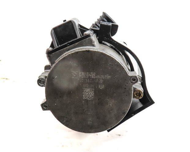 Thumbnail 5: 2012-2019 BMW M5 M6 ///M (F06 F10 F12 F13) 4.4L S63T ENGINE AUXILIARY WATER PUMP