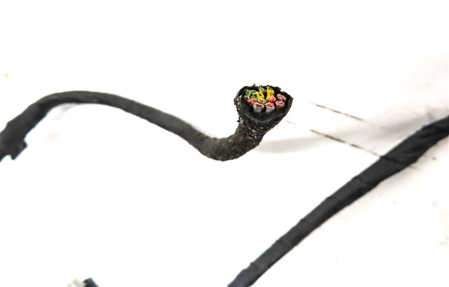 Thumbnail 5: 2013 BMW M6 (F13) REAR PARK ASSIST PDC DISTANCE CONTROL WIRE SENSOR SET/4 (Gray)