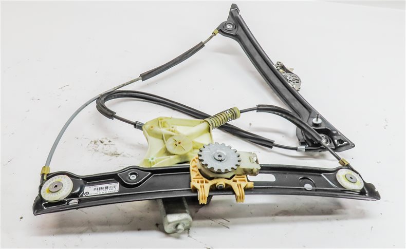 Thumbnail 7: 12-18 BMW 6-SERIES (F12 F13) 2-DOOR LEFT DRIVER DOOR WINDOW REGULATOR & MOTOR