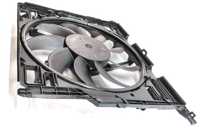 Thumbnail 3: 12-19 BMW M5 M6 (F06 F10 F12 F13) 4.4L S63 1000w RADIATOR COOLING FAN w/ SHROUD