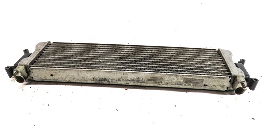 Thumbnail 7: 13-22 BMW M5 M6 ///M (F06 F10 F12 F13 F90) 4.4L S63 ENGINE OIL COOLER RADIATOR