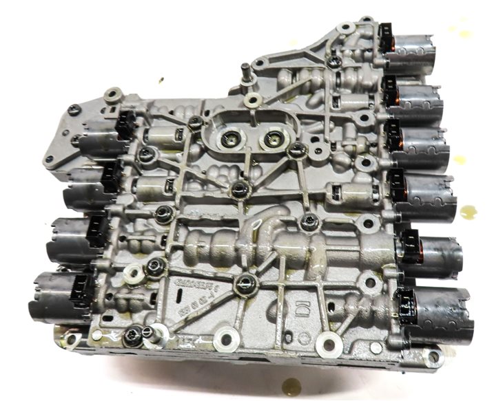 Thumbnail 7: 12-17 BMW M5 M6 (F06 F10 F12 F13) DCT TRANSMISSION VALVE BODY w/o MECHATRONIC