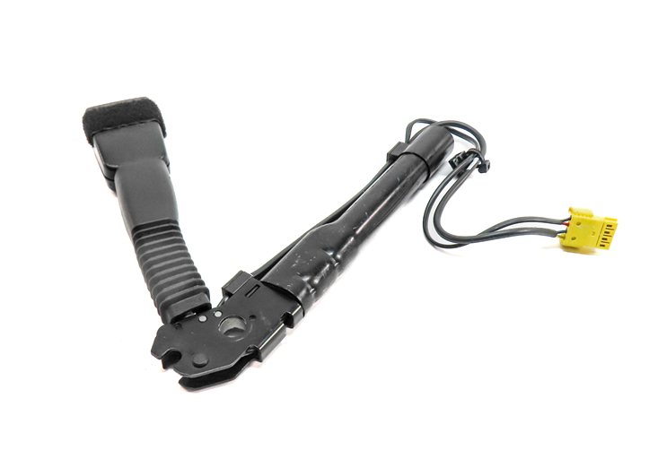 Thumbnail 2: 12-19 BMW 4 6 SERIES M4 M6 (F06 F12 F13 F32) LEFT FRONT DRIVER SEATBELT RECEIVER