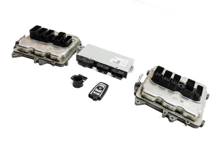 12-15 BMW M5 M6 ///M (F06 F10 F12 F13) 4.4L S63 ENGINE DME CAS 4 MODULE KEY SET