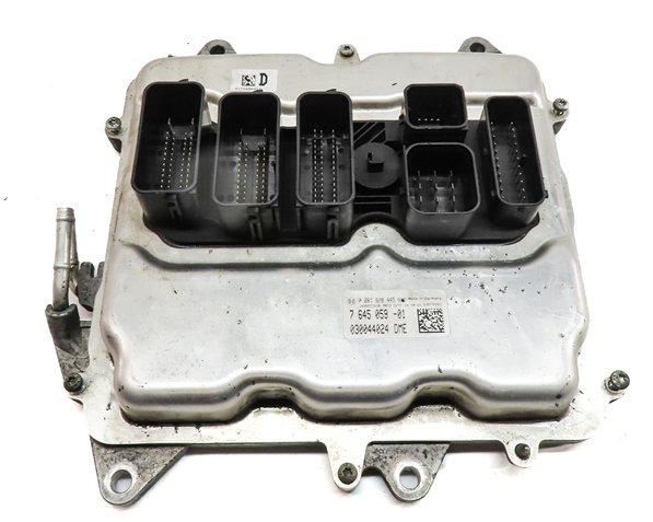 Thumbnail 6: 12-15 BMW M5 M6 ///M (F06 F10 F12 F13) 4.4L S63 ENGINE DME CAS 4 MODULE KEY SET