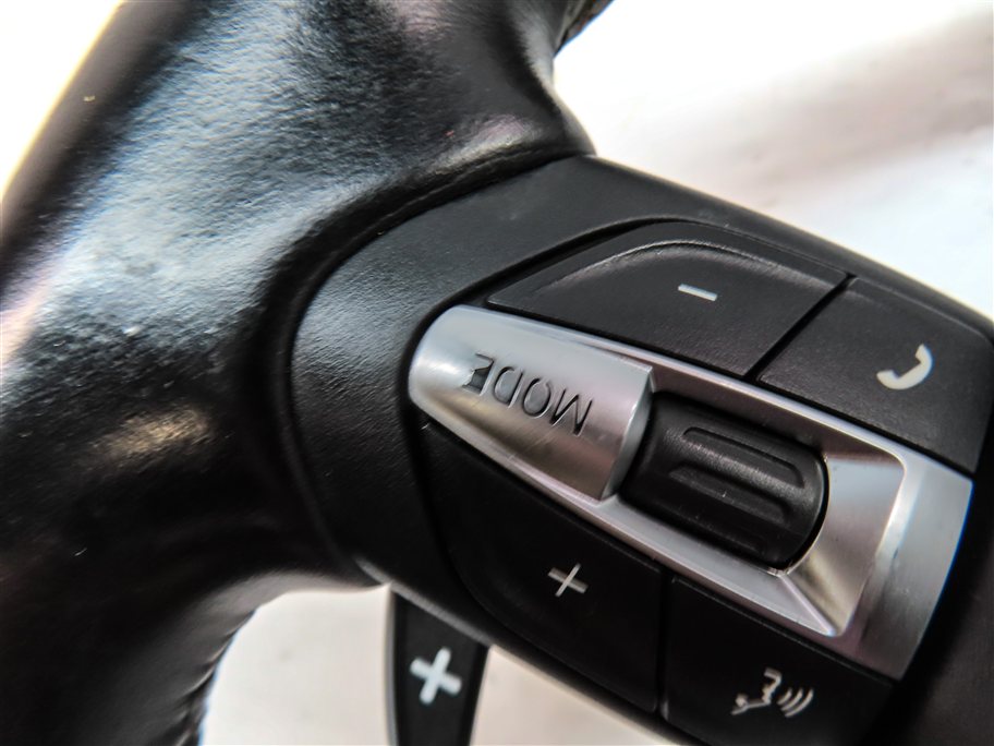 Thumbnail 11: 2012-2019 BMW M5 M6 ///M (F06 F10 F12 F13) 3-SPOKE HEATED SPORT STEERING WHEEL