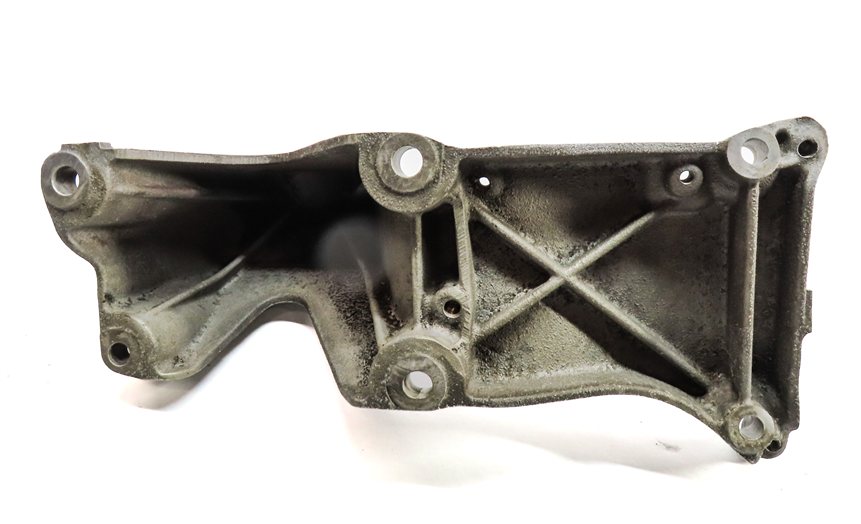 Thumbnail 6: 2012 PORSCHE CAYENNE (958) 3.0L HYBRID (M06.EC) HYBRID ENGINE MOUNT BRACKET SET