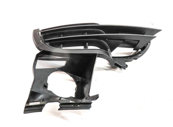 Thumbnail 2: 11-14 PORSCHE CAYENNE (958) FRONT RIGHT PASSENGER LOWER BUMPER GRILLE END TRIM