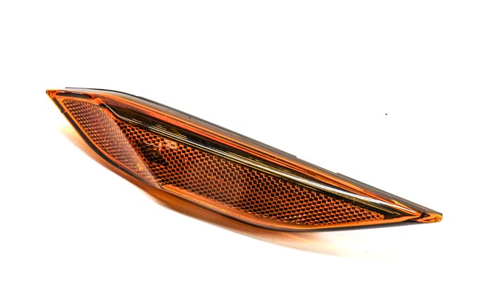 2012 PORSCHE CAYENNE (958) FRONT LEFT DRIVER FENDER MARKER LIGHT LAMP LENS