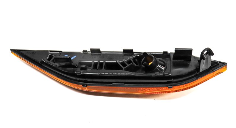 Thumbnail 3: 2012 PORSCHE CAYENNE (958) FRONT LEFT DRIVER FENDER MARKER LIGHT LAMP LENS